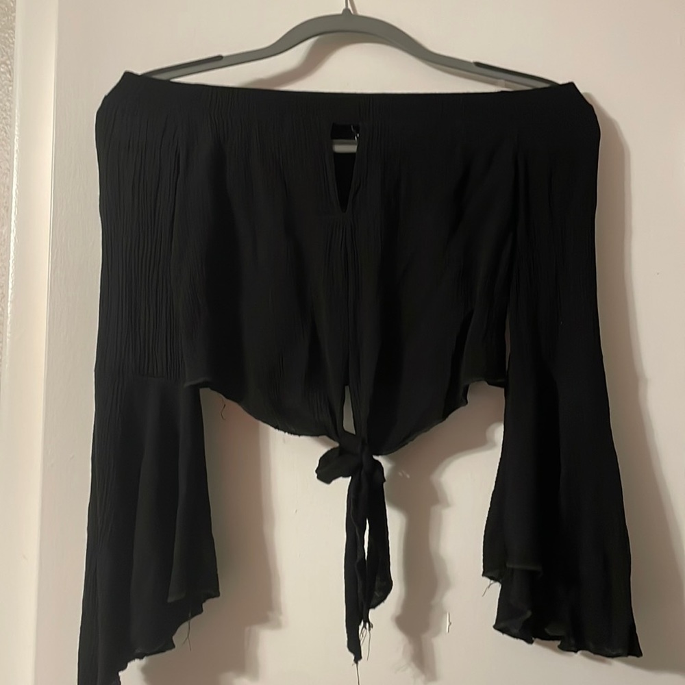 Black Cropped Blouse